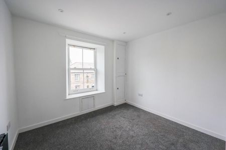 3 bedroom maisonette to rent - Photo 5