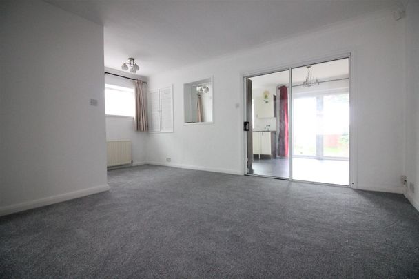 Goshawk Gardens, Hayes - Photo 1