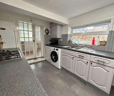 Burchells Green Road, Bristol, BS15 - Photo 1