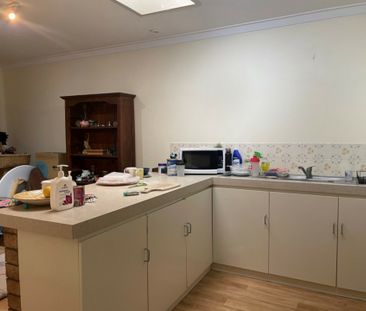 Easy Living in the Heart of Mandurah. - Photo 4