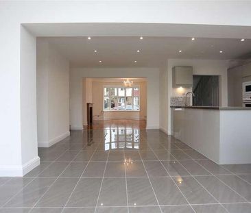 Lullington Avenue, Hove, BN3 - Photo 1