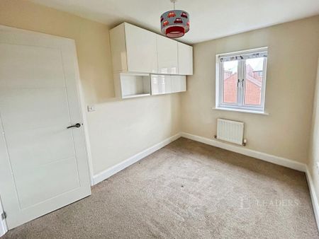 3 bedroom semi-detached house to rent - Photo 3