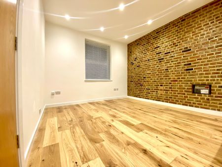 2 Bed Flat, Upper Tachbrook Street, SW1V - Photo 3