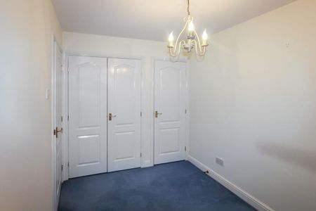 Williams Close - Photo 3