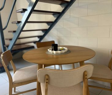 Perfection on Paxton! Fully Furnished & Quiet Location! - Photo 4