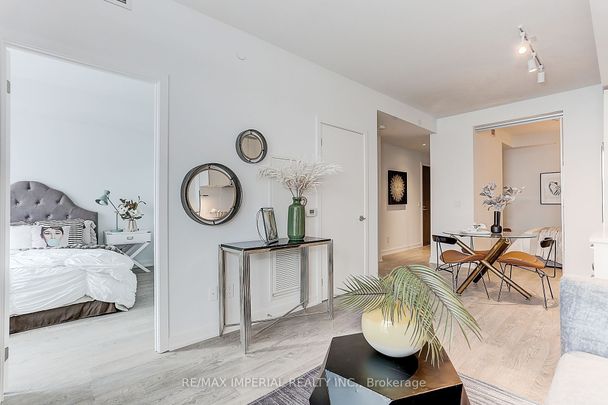 For Lease - 1926 Lake Shore Boulevard Unit# 2009, Toronto, Ontario - Photo 1