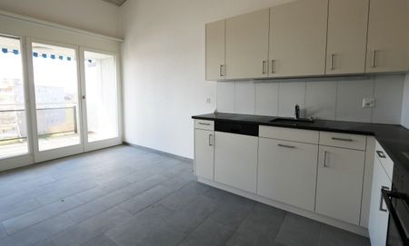 Search. Find. Live. - Photo 2