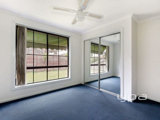 Prime Location - Photo 1