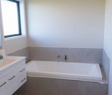 Tranquil Countryside Living - Photo 5