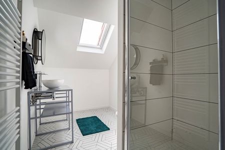 Room at Rue De Hennin 19 - Photo 5