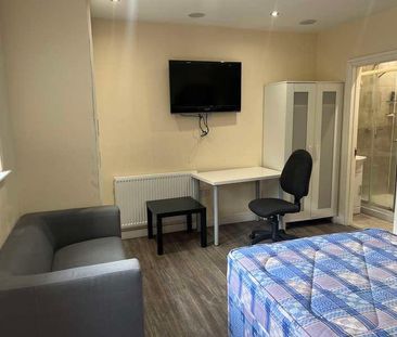 Derby Grove: Student Studio Flat, NG7 - Photo 6