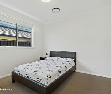 Well Presented - Four Bedroom Family Home - Photo 4