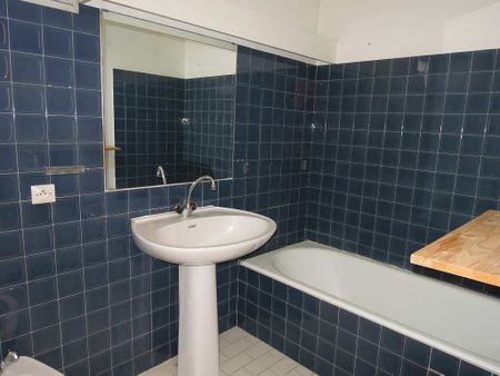 Location Appartement 2 pièces 56m² MONTPELLIER 34070 - Photo 3