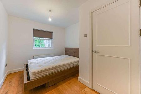 Bolingbroke Road, London, Brook Green, W14 - Photo 5