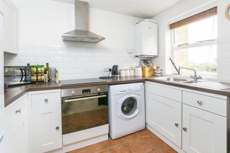 1 bedroom flat to rent - Photo 5