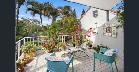 Coastal Living, Perfect Location - Brilliant Beach Home Alternative - Photo 3