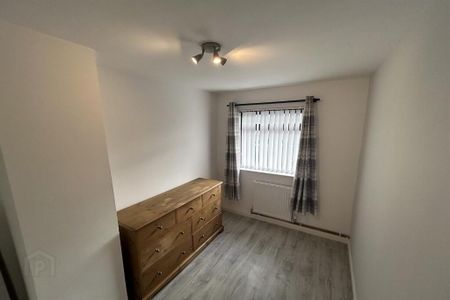 10 Hollyvale, Newtownabbey, BT36 5NG - Photo 3