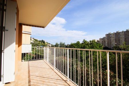 Location Appartement 3 pièces 60m² NICE 06200 - Photo 3