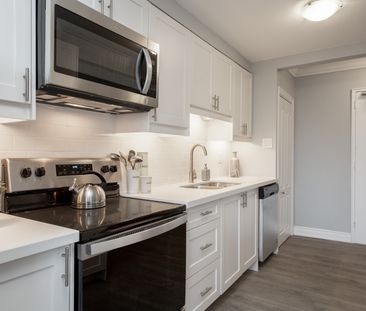 160 Hughson Street South - Photo 4