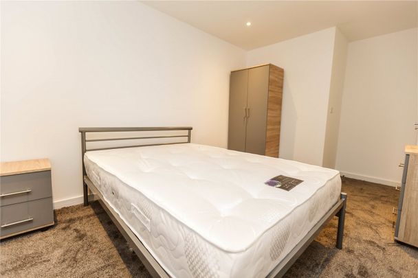 Filton Avenue, - Photo 1