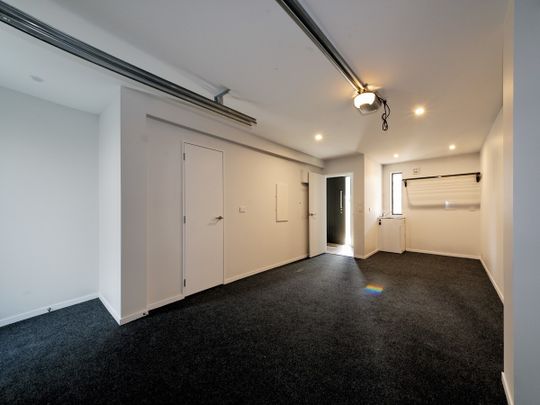 Sleek Chic Hobsonville Townhouse - Photo 1