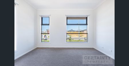 Brand New Family Home in Prime Tarneit! - Photo 5