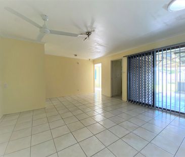 Neat Family Home - Photo 4