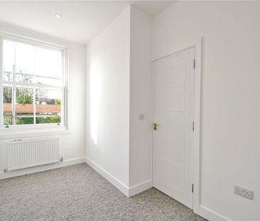 3 bedroom apartment to rent - Photo 4