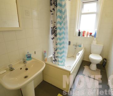 Shillito Road, Parkstone, Poole, Dorset - Photo 4