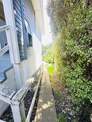Renovated 3BR Home in Calton Hill - Photo 4