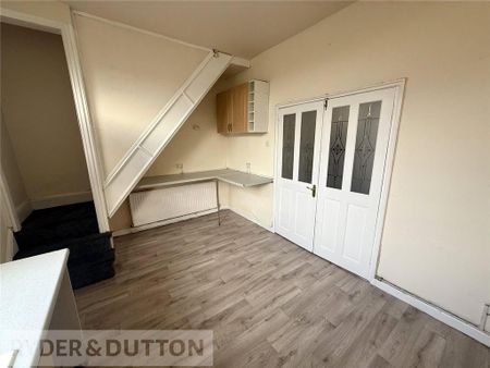 2 bedroom end of terrace house to rent - Photo 4