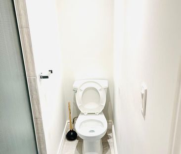 For Lease - 73 Twenty Fourth Street Unit# A Bsmt, Toronto, Ontario - Photo 4