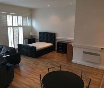 Studio to rent - Photo 3