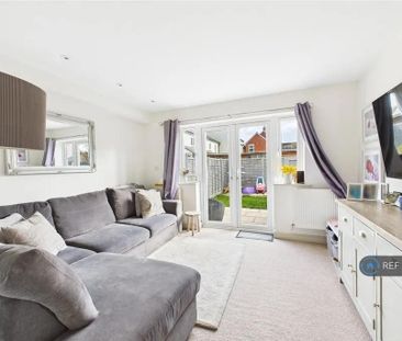 3 bedroom terraced house to rent - Photo 2