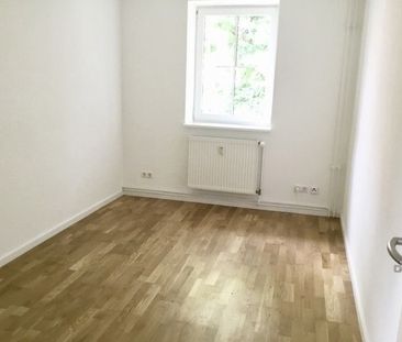 Schicke 3-Zimmer-Wohnung mit Balkon - Foto 4