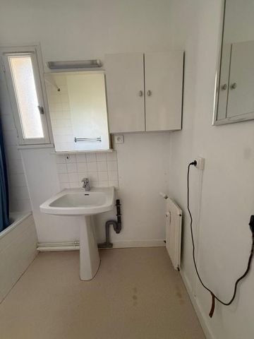 Location Appartement 3 pièces 24m² ANGERS 49100 - Photo 3
