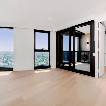 2Bedrooms, 2Bathrooms - Photo 1