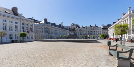 Appartement te huur in Brussel voor € 1.250 met 1 slaapkamer - Photo 2