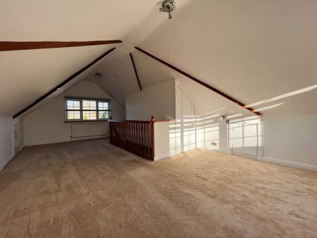 2 bedroom detached house to rent - Photo 4