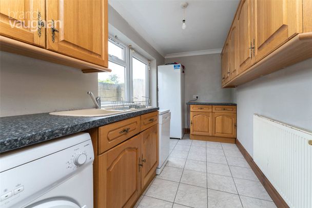 6 bedroom detached house to rent - Photo 1