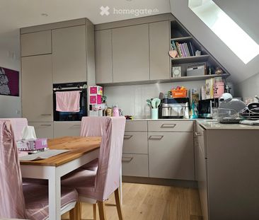 Helle, moderne 3,5-Zimmer-Dachwohnung - Photo 5