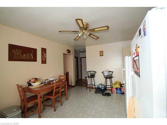 For Lease - 115 Sixth Avenue, Brantford, Ontario - Photo 1