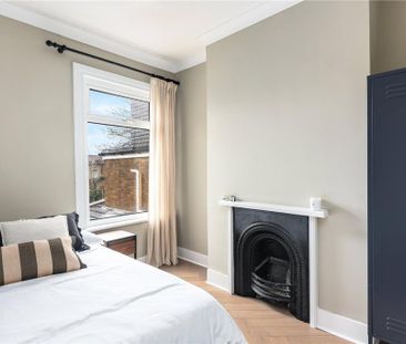 3 bedroom terraced house to rent - Photo 5