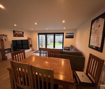 2 bedroom semi-detached house to rent - Photo 1