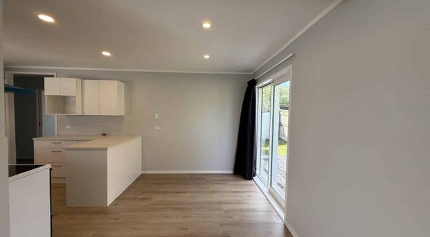 5 Bedroom Family Home - Photo 1