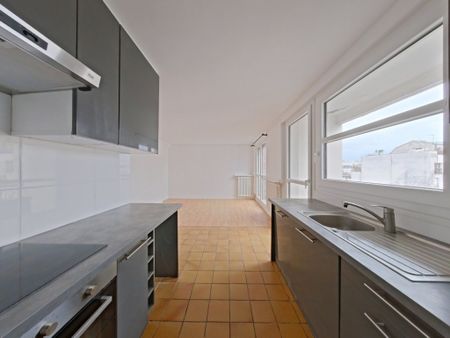 Location Appartement 3 pièces 73m² LEVALLOIS PERRET 92300 - Photo 3
