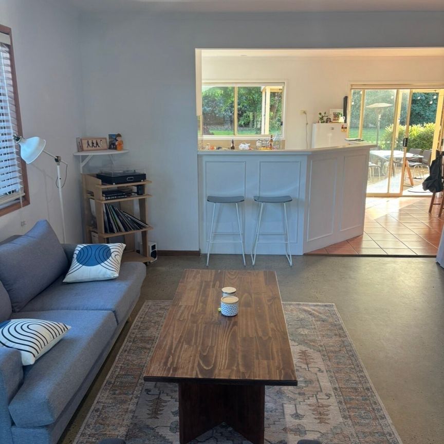 Waurn Ponds - Photo 1