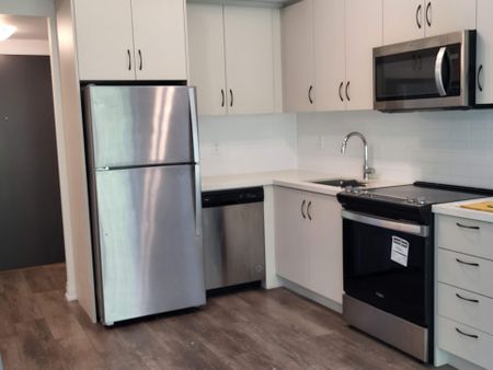 For Lease - 95 Attmar Drive Unit# 115, Brampton, Ontario - Photo 4