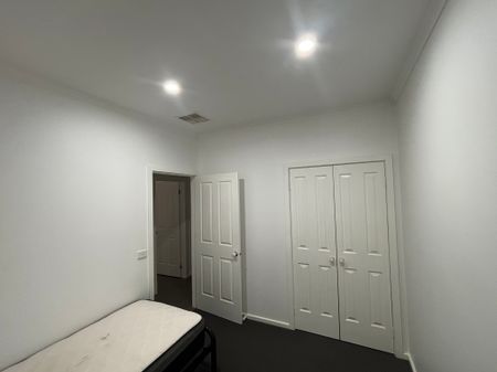 Laverton - Photo 5