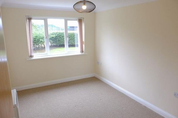 2 Bedroom Flat For Rent - Photo 1